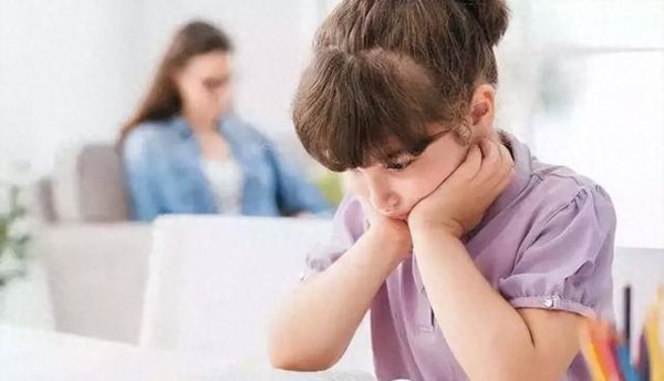 配资企业排名前十 学会给孩子“灌迷魂汤”，孩子内驱力爆发，学习劲头足